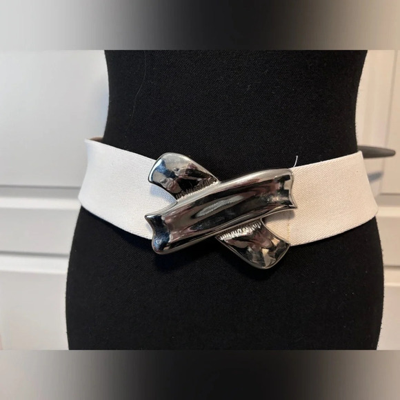 Vintage | 80's "x" Style Stretchy Adjustable Belt - Picture 3 of 6